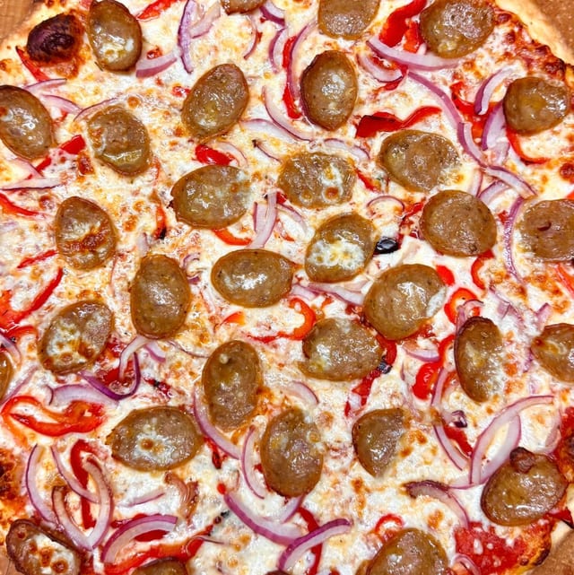Salsiccia Pizza.